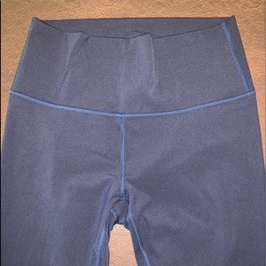 Lululemon Wunder Under Luxtreme 28 Navy